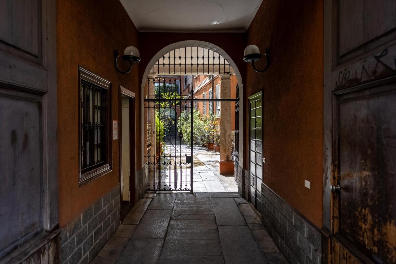 Loft Duomo Navigli 12 Min A Piedi Apartment Milan Luaran gambar